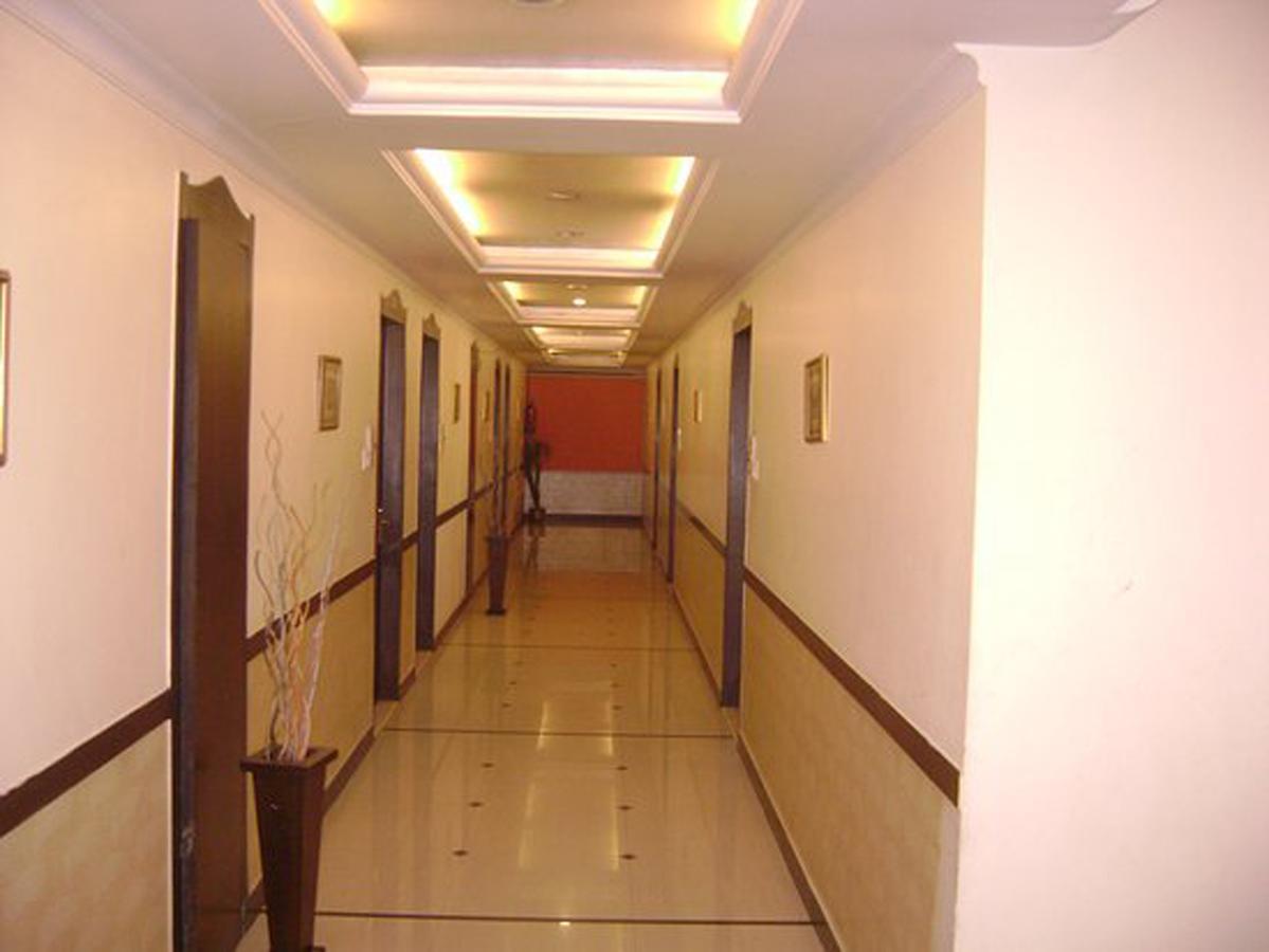 Kathmandu Regency Hotel Exterior photo