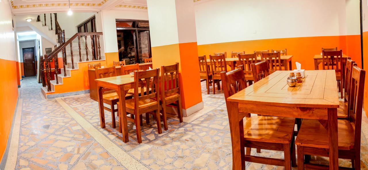 Kathmandu Regency Hotel Exterior photo