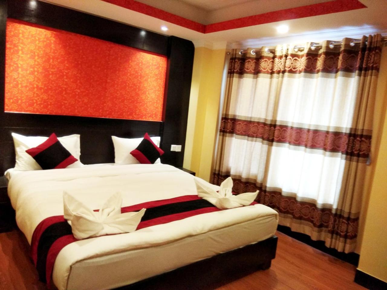Kathmandu Regency Hotel Exterior photo