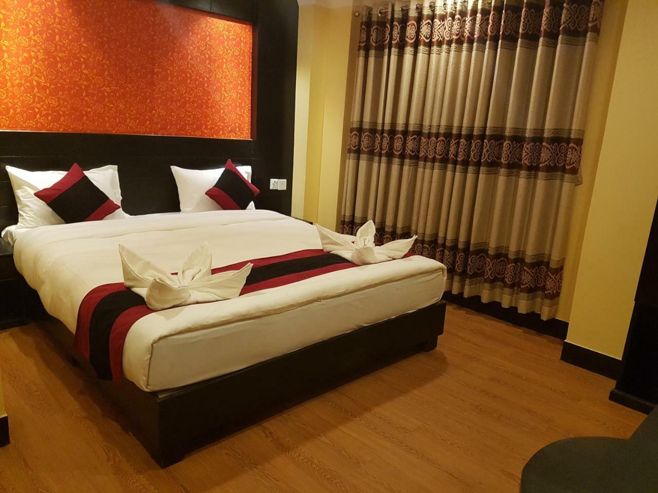 Kathmandu Regency Hotel Exterior photo