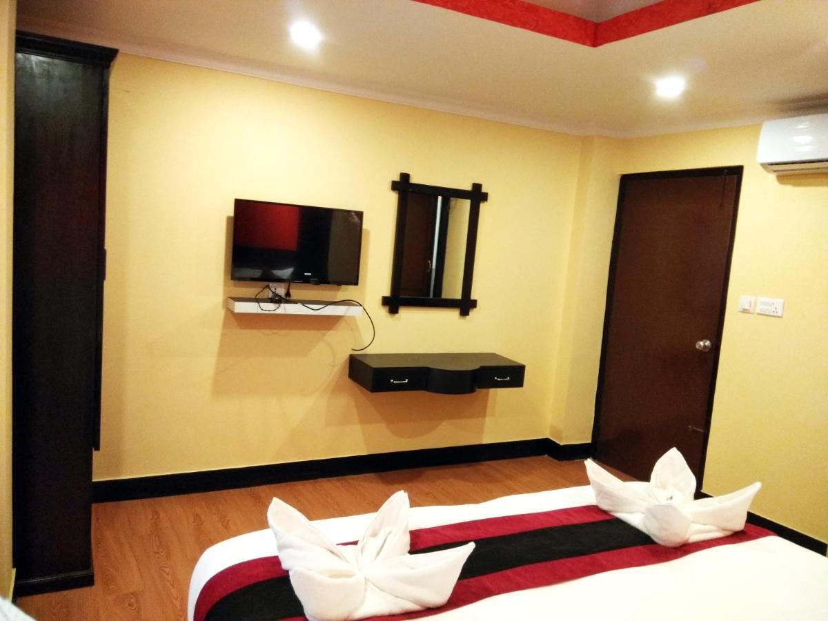 Kathmandu Regency Hotel Exterior photo