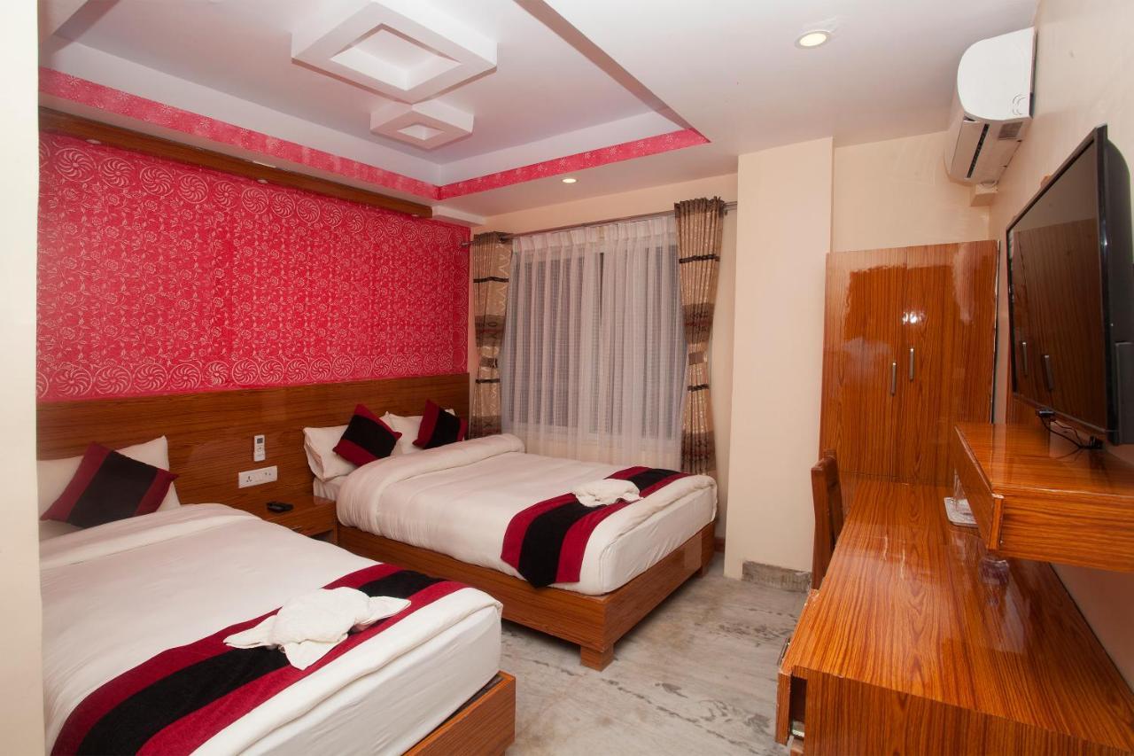 Kathmandu Regency Hotel Exterior photo